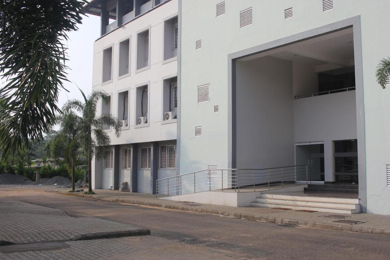 Angamaly Convention Centre Hotel Kochi Exterior foto
