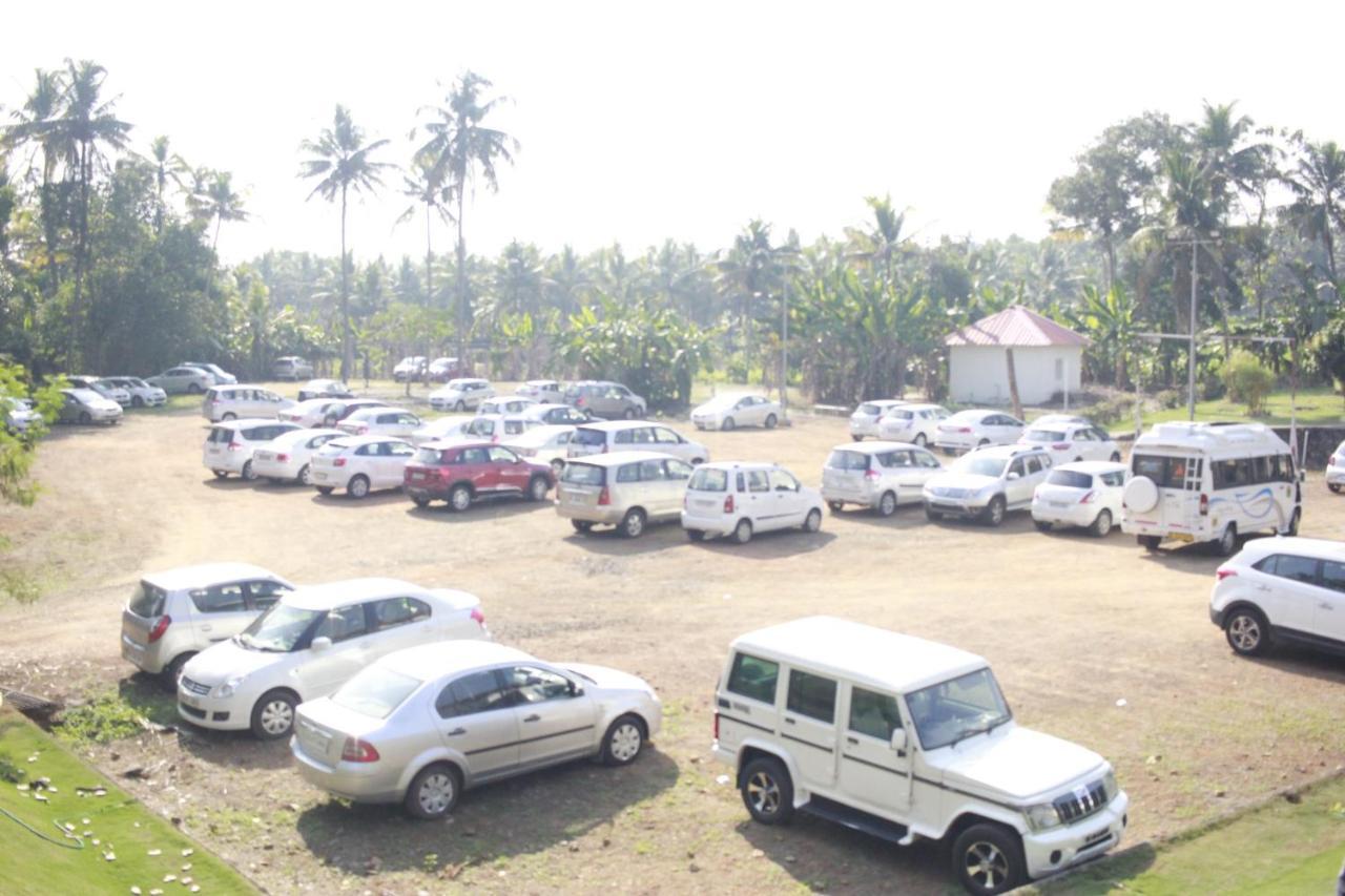 Angamaly Convention Centre Hotel Kochi Exterior foto